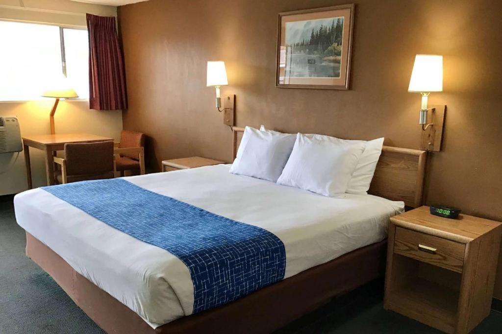 Travelodge By Wyndham Powell Exterior foto
